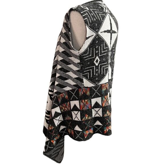 Colorful Bohemian Coatigan Cardigan Sleeveles Black & White size Medium - Picture 3 of 14